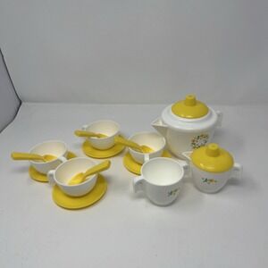 Vtg Fisher-Price Tea Set #681, NO TRAY | 1982-85 White w/ Yellow Flowers